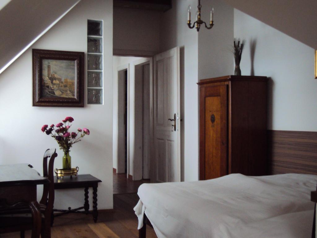 Ferienwohnung Castle Kastiel Kotešová Zimmer foto